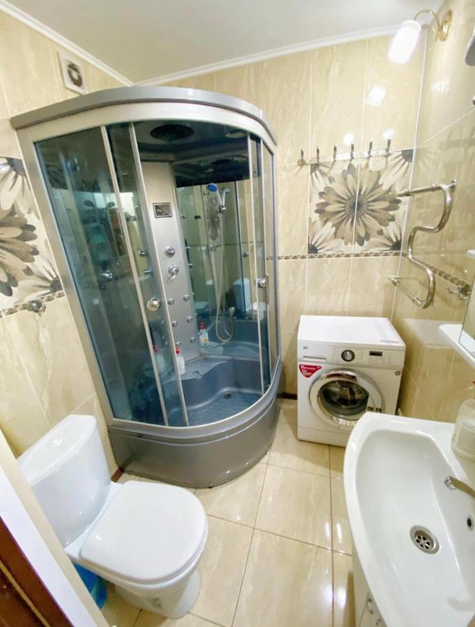 Apartments Ahmetova 4 21 Almaty Exterior foto